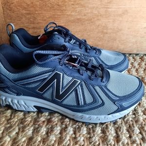 Mens New Balance 4v5 Trail Running Shoe 